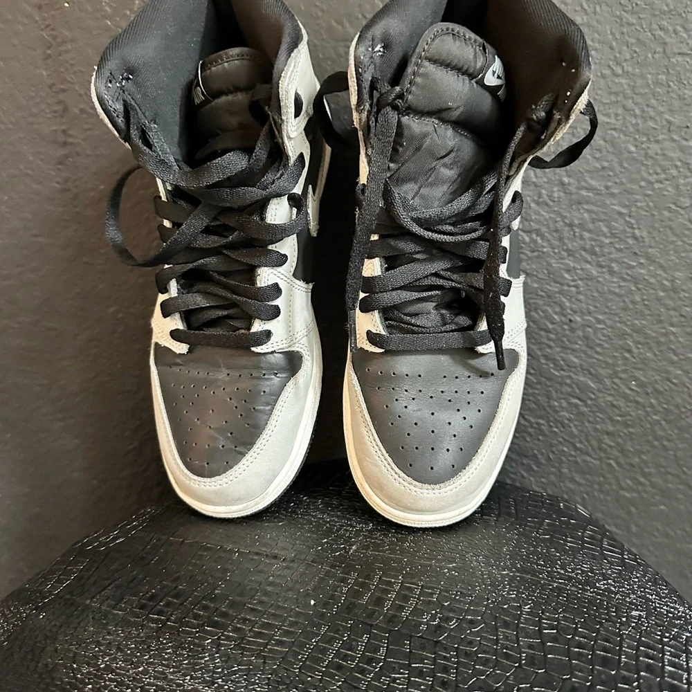 Black and Gray High-Top Sneakers - Picture 3 of 3